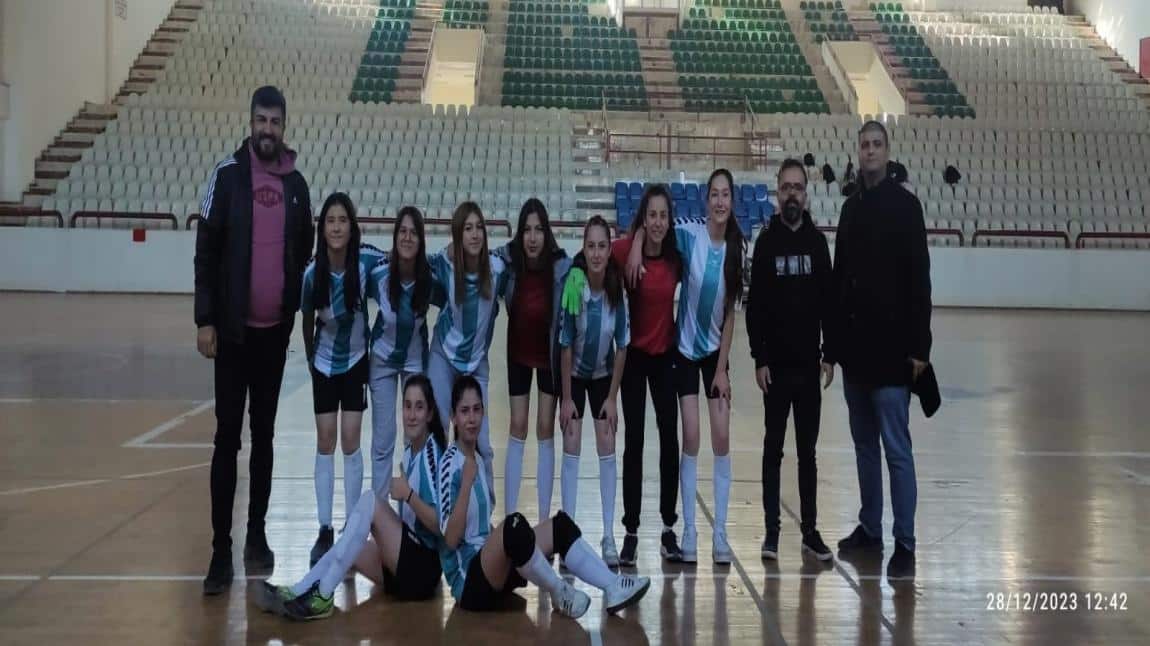 Okul Kız Futsal Takımımızdan Başarı